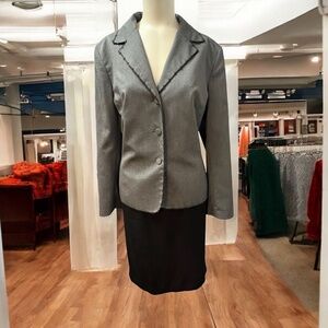 b.bennett, Woman, Skirt+Jacket Suit, Gray,Black,Sz 14,Long Sleeve,Knee,Buttons.!
